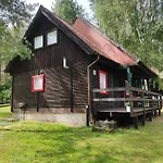 U Rybaka Na Mazurach Z Basenem 度假居 Guzowy Piec