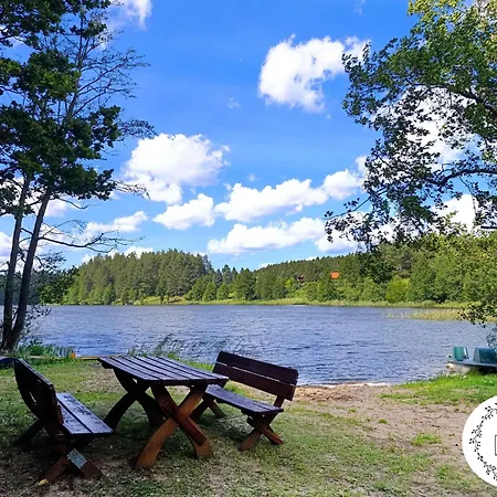 Feriehus U Rybaka Na Mazurach Z Basenem